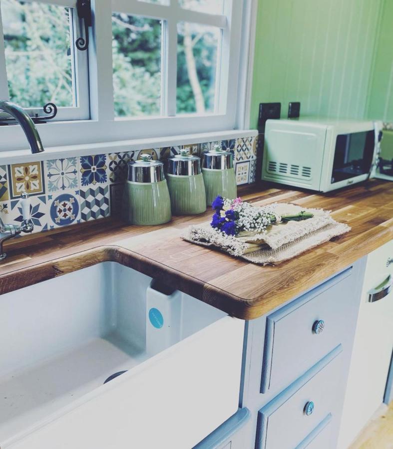 Jasmine The Shepherd Hut Woodhall Spa Extérieur photo