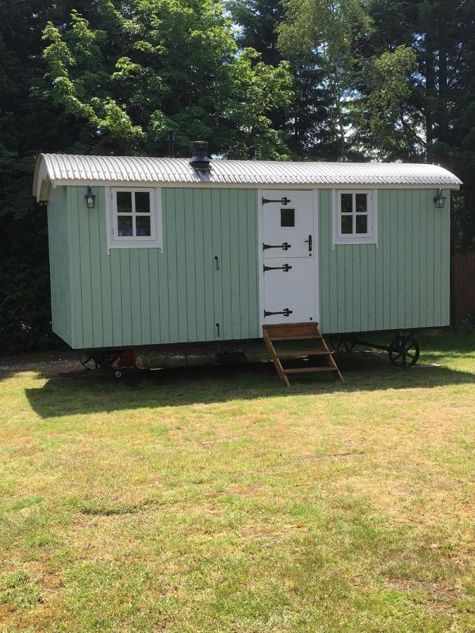 Jasmine The Shepherd Hut Woodhall Spa Extérieur photo