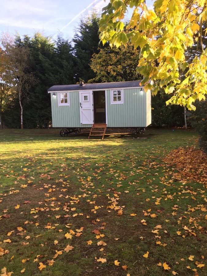 Jasmine The Shepherd Hut Woodhall Spa Extérieur photo