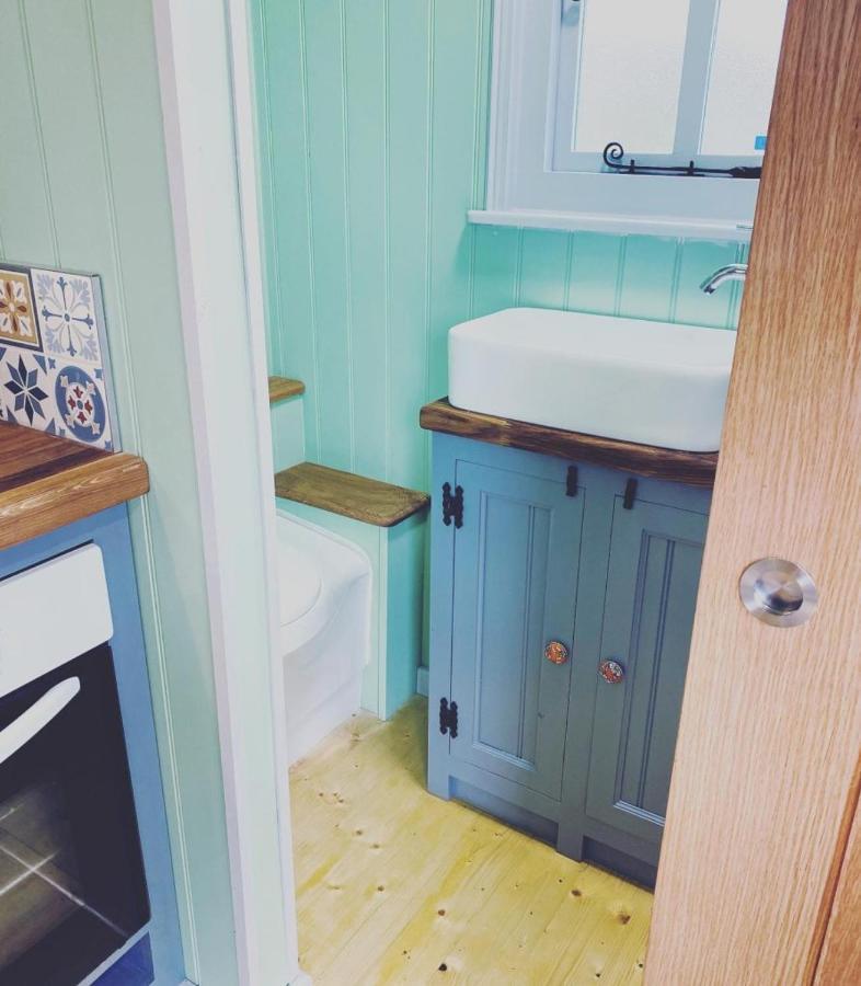 Jasmine The Shepherd Hut Woodhall Spa Extérieur photo